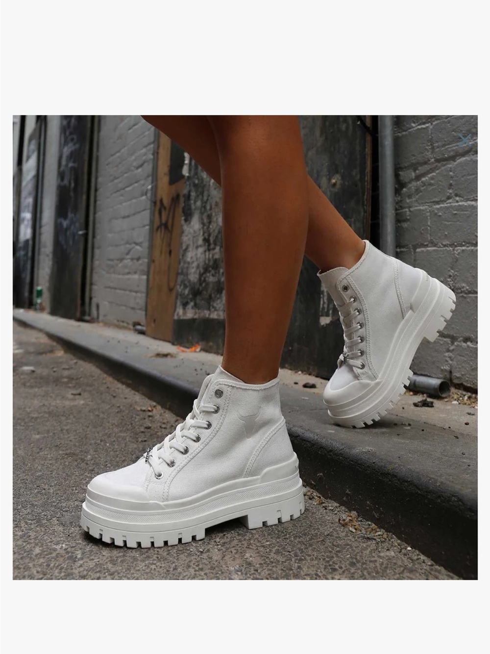 Windsor Smith Chunky Platform High Top Ankle Boots Off-White Cream Lace-Up Sz 10